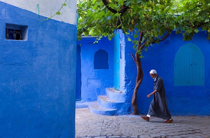 a copertina blue-streets-of-chefchaouen-morocco-2